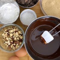 Brownie inratable au chocolat et noisettes